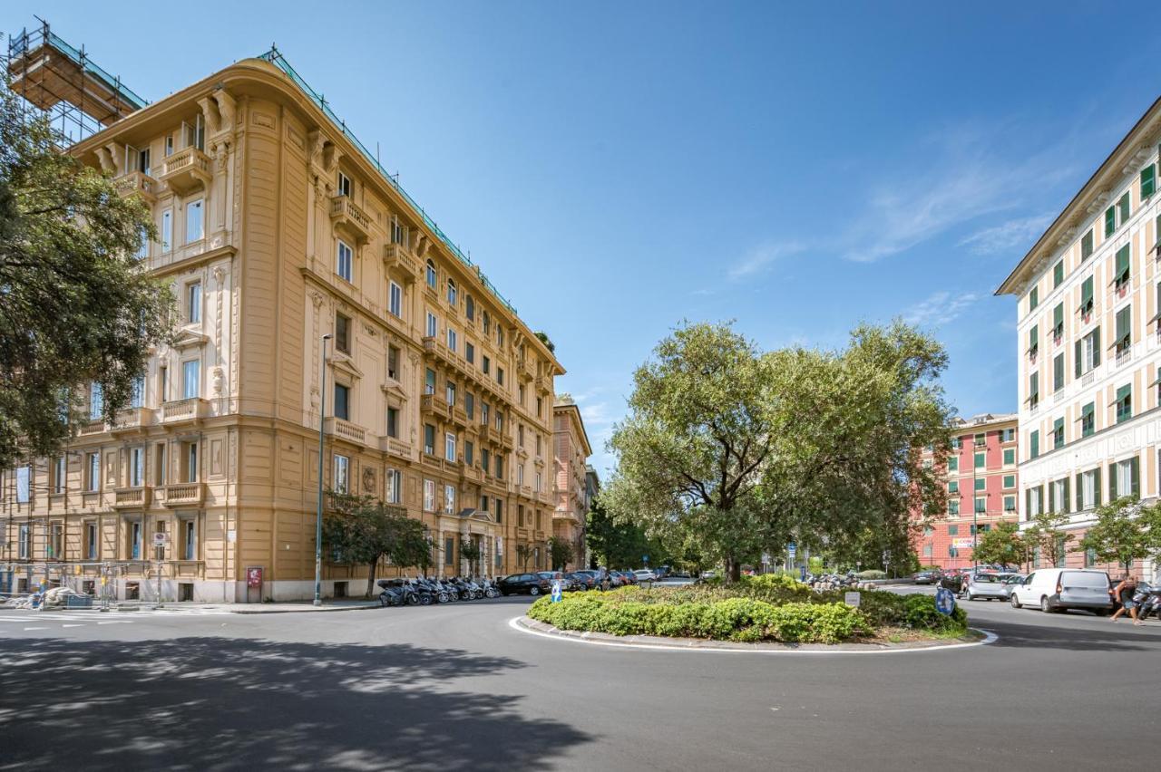 Апартаменты Joivy Penthouse Flat With Terrace Генуя Экстерьер фото